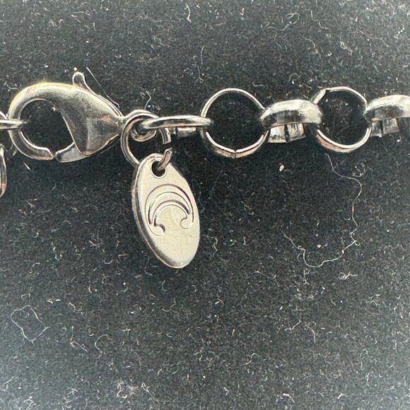 Iridescent Crystal Bead Cluster Necklace On Black Chain With Adjustable Lobster - Picture 5 of 6